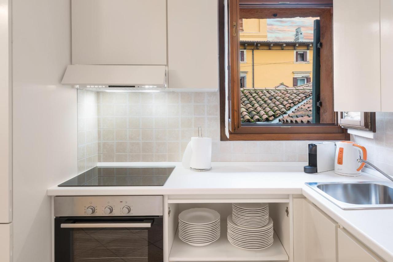 Casa Borsari Apartment Верона Экстерьер фото